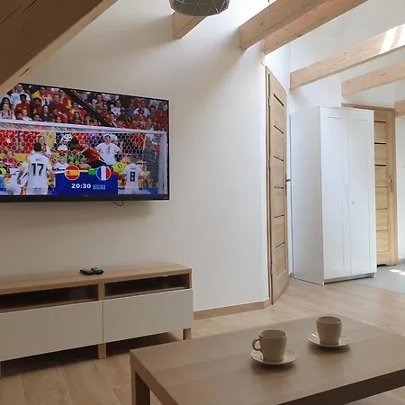 Arinea Poddasze アパート *