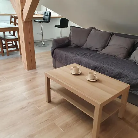 Arinea Poddasze アパート *