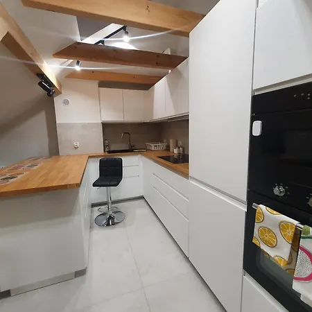 Arinea Poddasze アパート