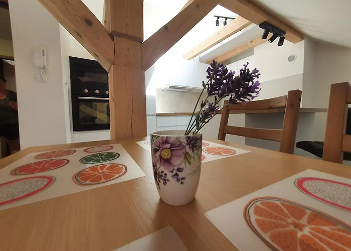 Arinea Poddasze * 莱鲍