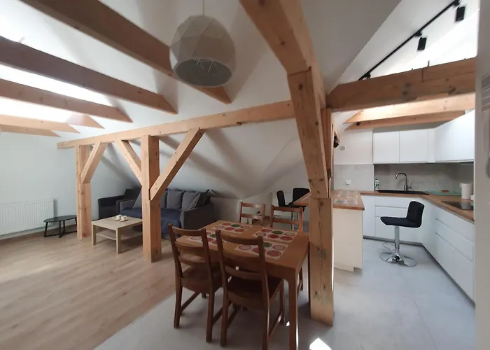 Arinea Poddasze 莱鲍