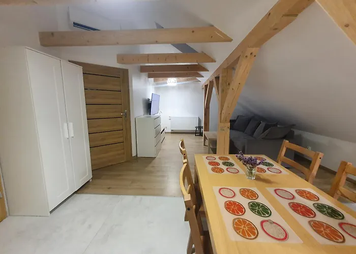 Arinea Poddasze 公寓