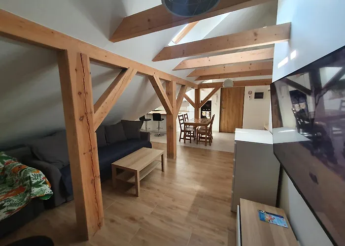 公寓 Arinea Poddasze