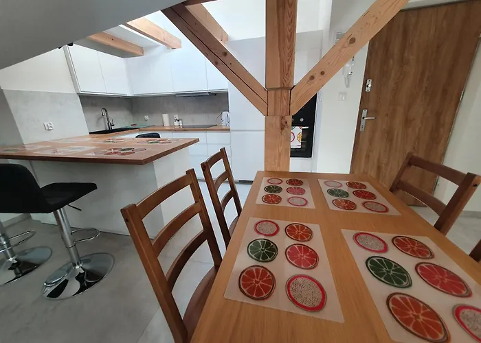 Arinea Poddasze 公寓 莱鲍