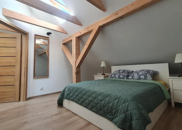 公寓 Arinea Poddasze *